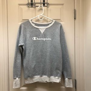 Champion Women’s Fleece Boyfriend Crew Script Logo
